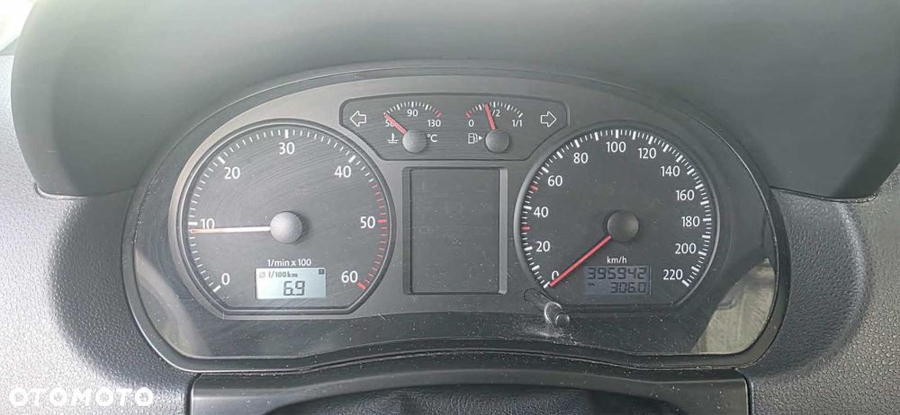 Volkswagen Polo - 4