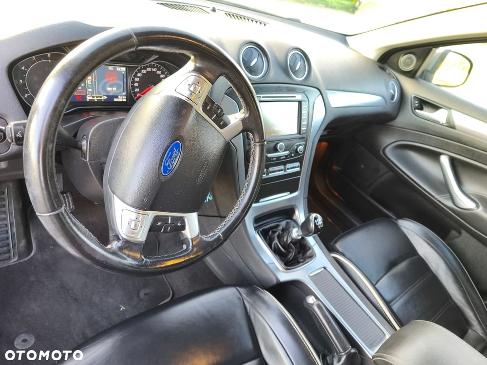 Ford Mondeo 2.0 TDCi Titanium X - 17