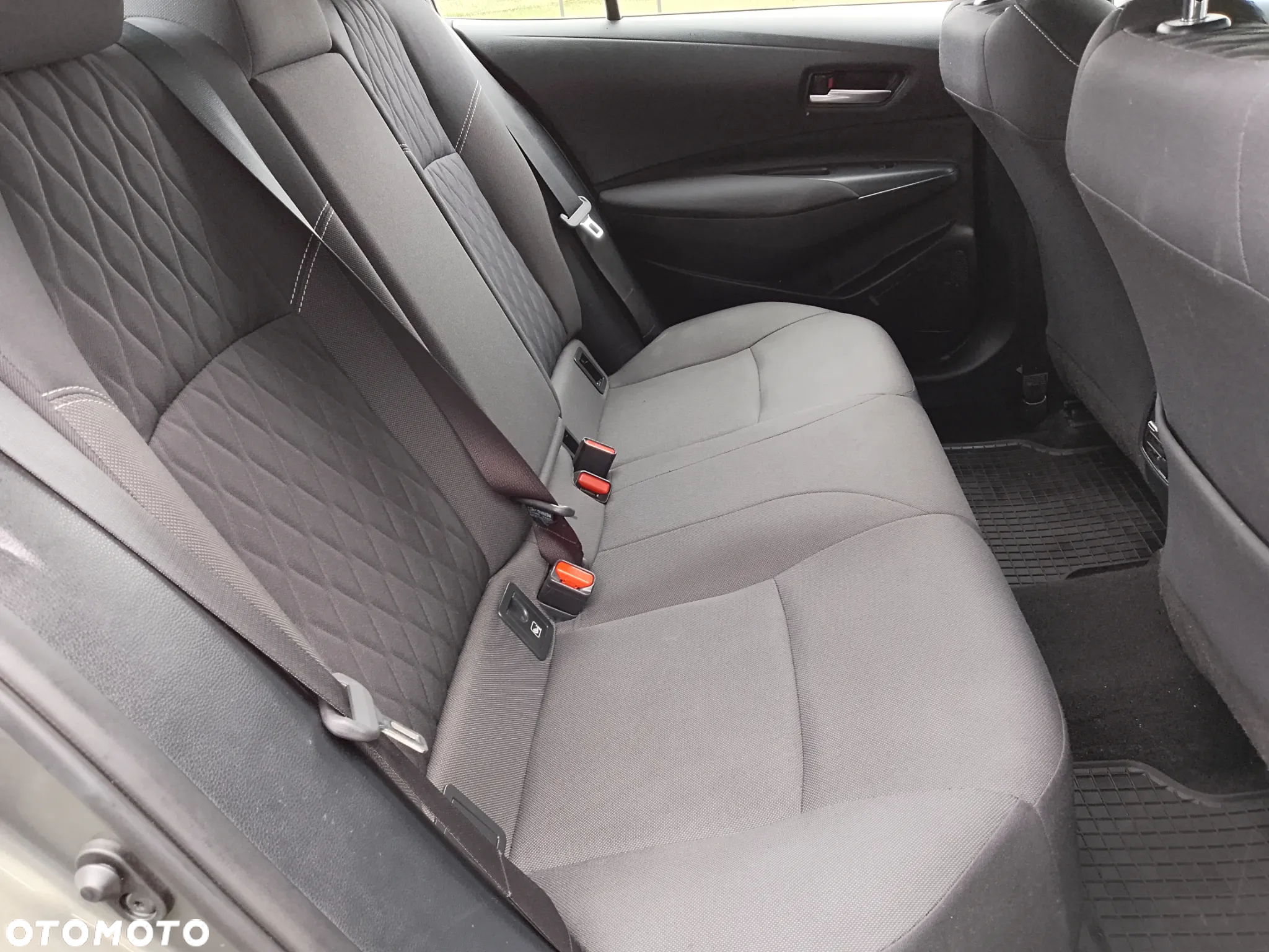 Toyota Corolla 1.5 Comfort - 18