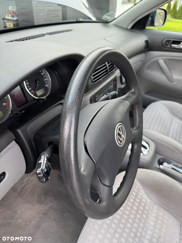 Volkswagen Passat 1.8T Highline Tiptr - 15
