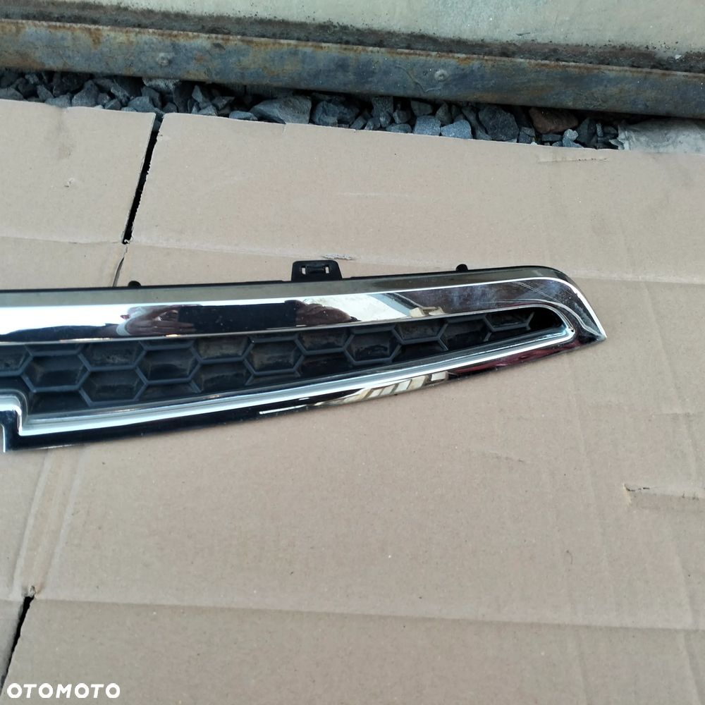CHEVROLET SPARK M300 GRILL GÓRNY - 2