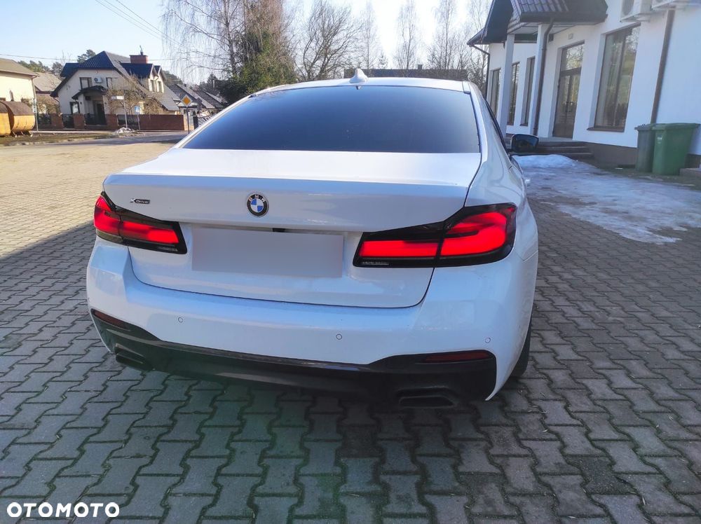 BMW Seria 5 520d xDrive - 8