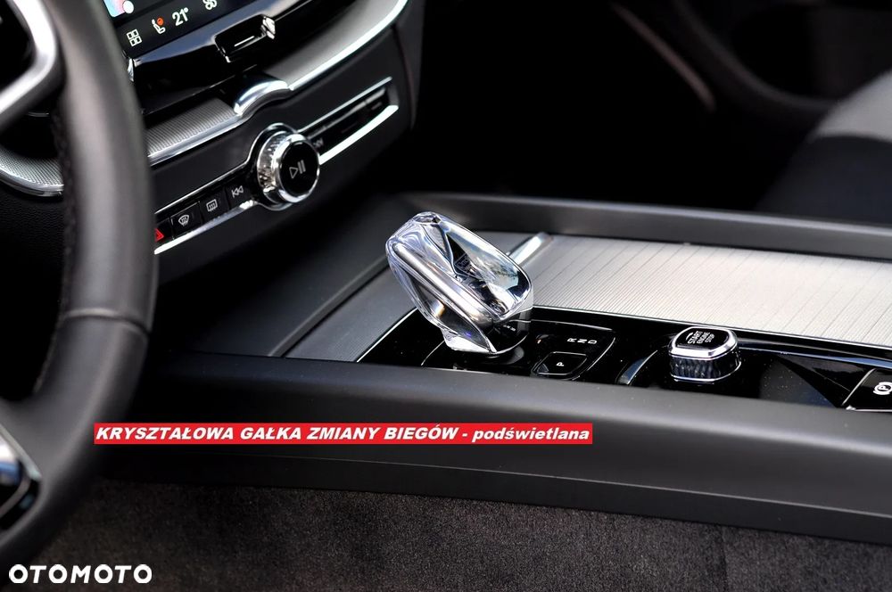 Volvo XC 60 B5 B AWD Ultra Black Edition - 27