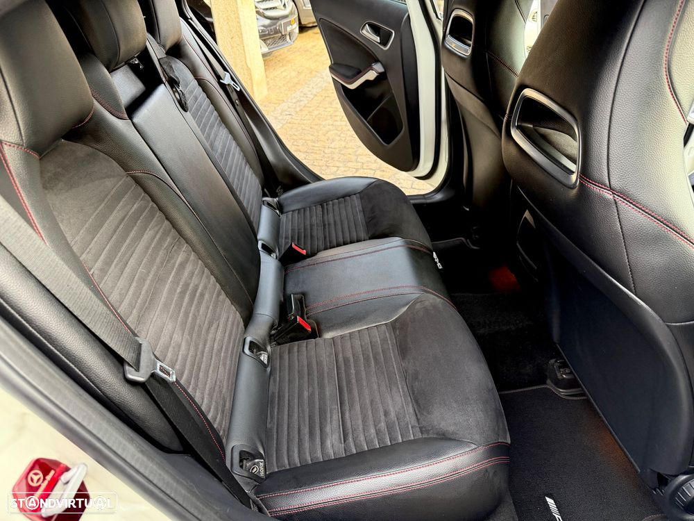 Mercedes-Benz A 180 d AMG Line - 49