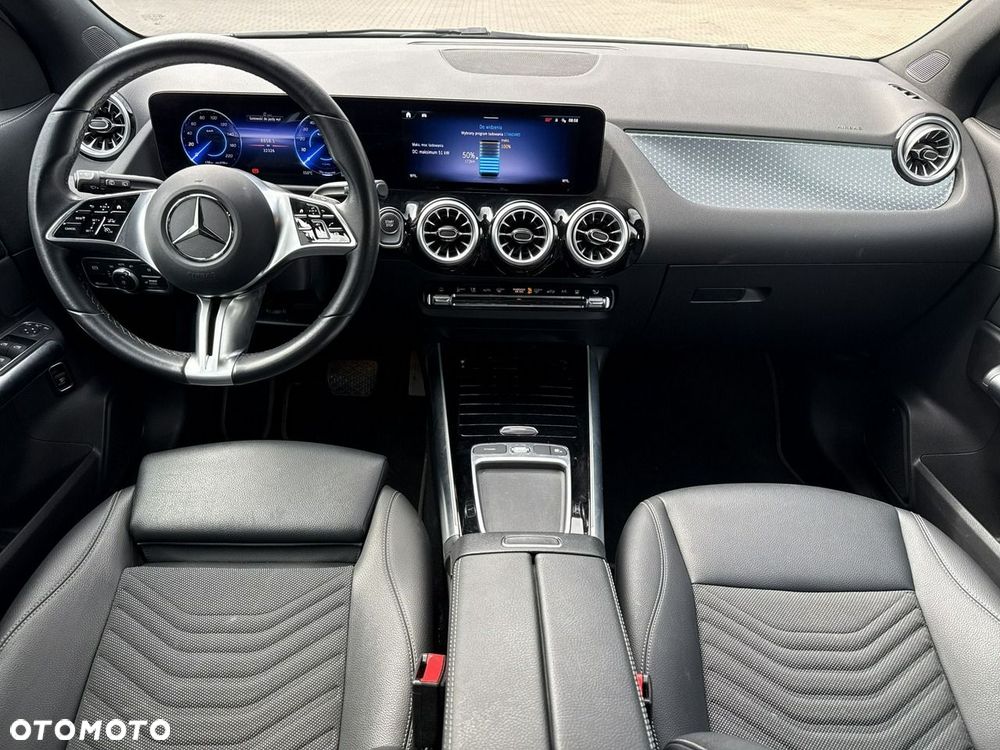 Mercedes-Benz EQA - 23