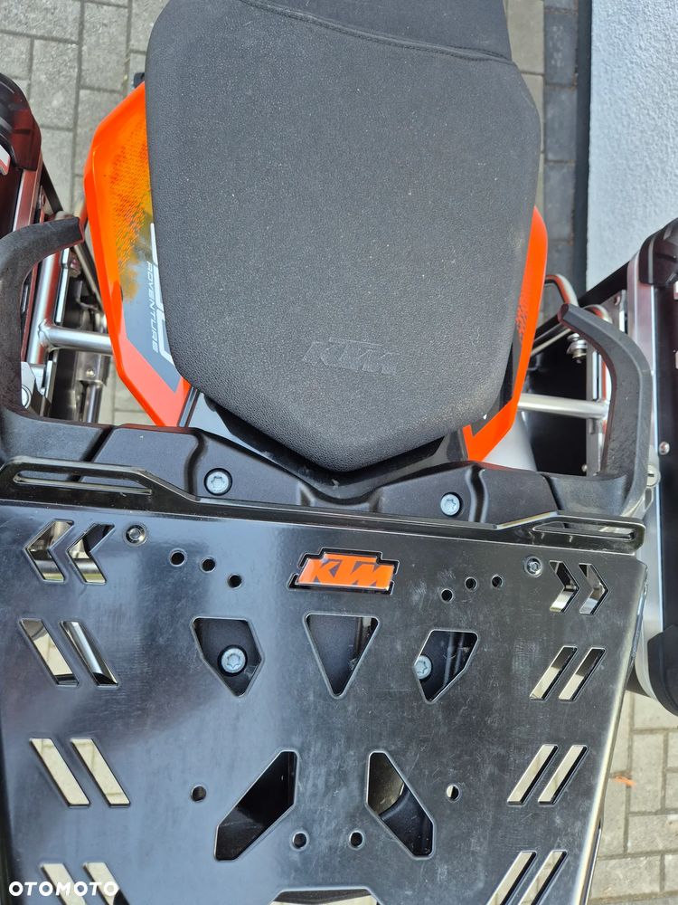 KTM Adventure 890 - 25