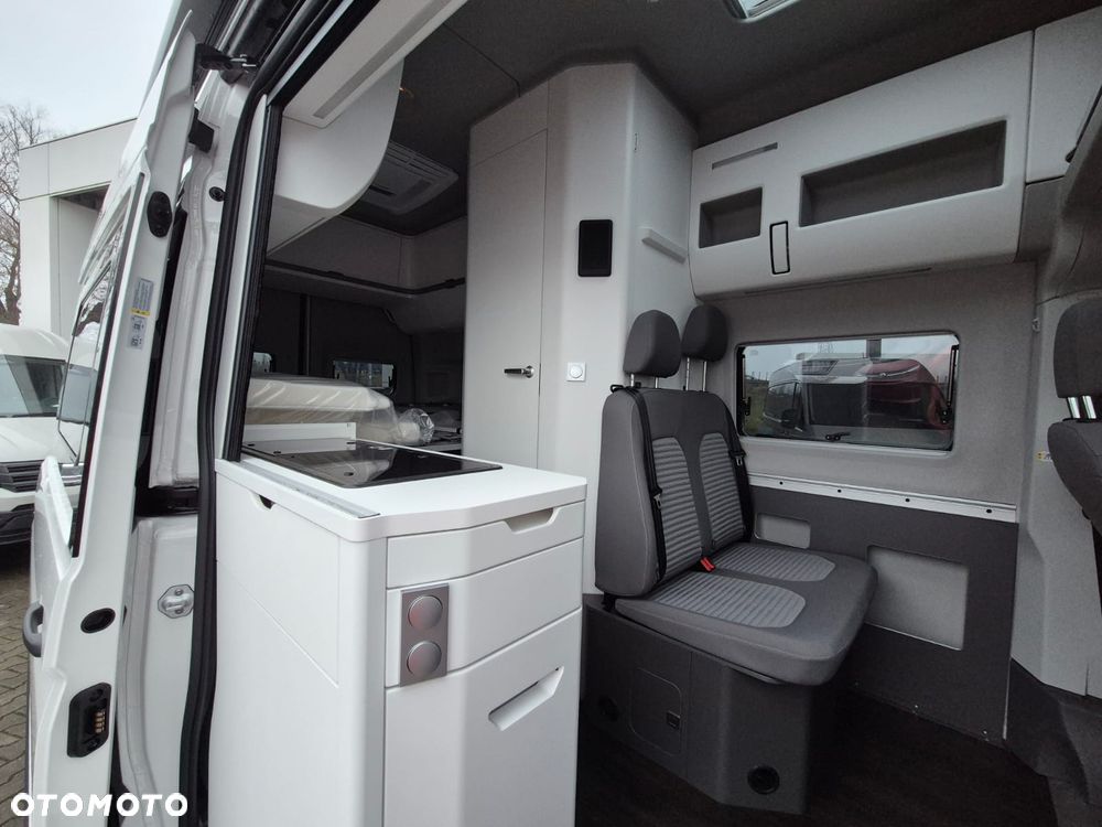 Volkswagen Grand California - 9