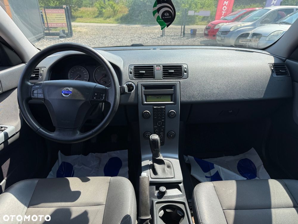 Volvo S40 1.6D Momentum - 19