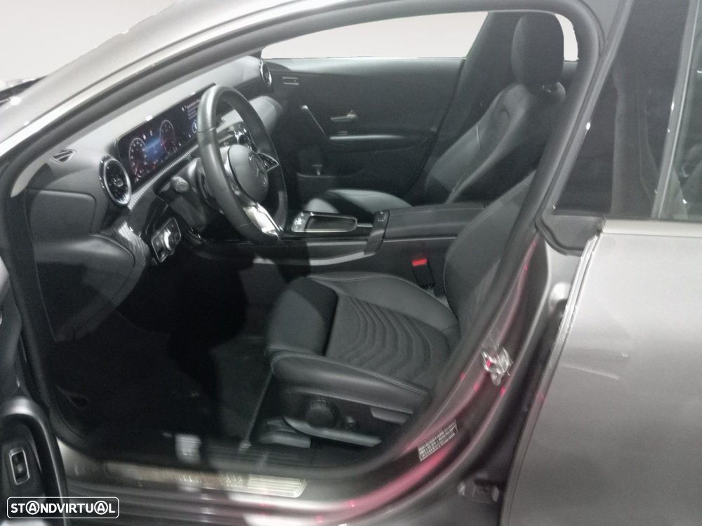 Mercedes-Benz CLA 180 d - 9