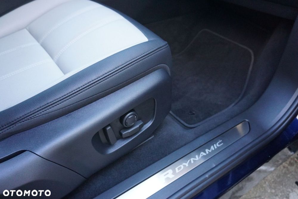 Land Rover Range Rover Evoque - 19