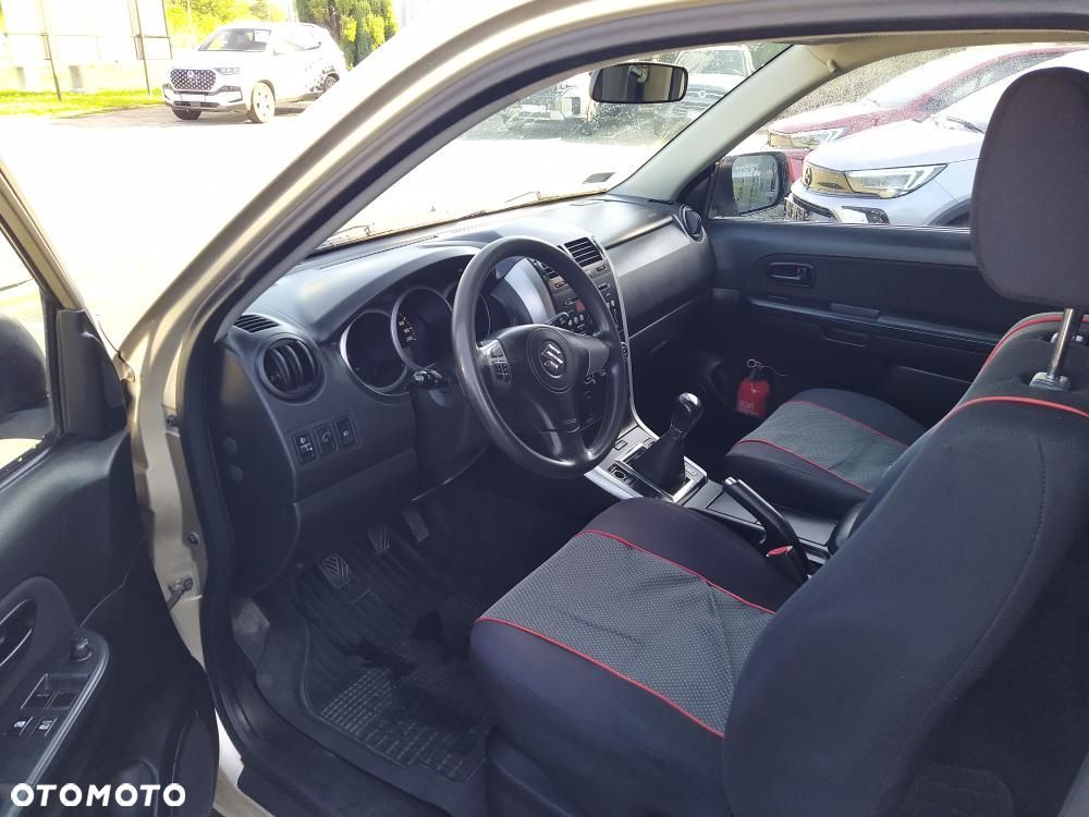 Suzuki Grand Vitara 1.6 Comfort - 13