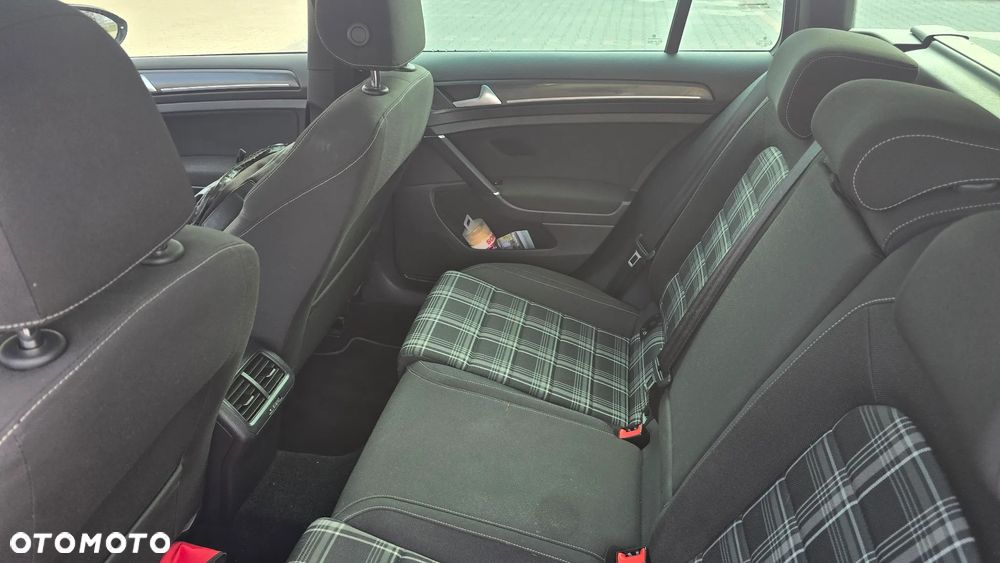 Volkswagen Golf GTD BlueMotion Technology DSG - 6