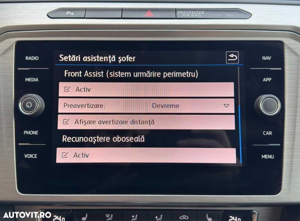 Volkswagen Passat - 36