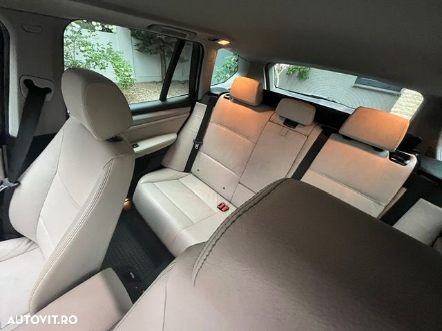 BMW X3 xDrive20d AT xLine - 25