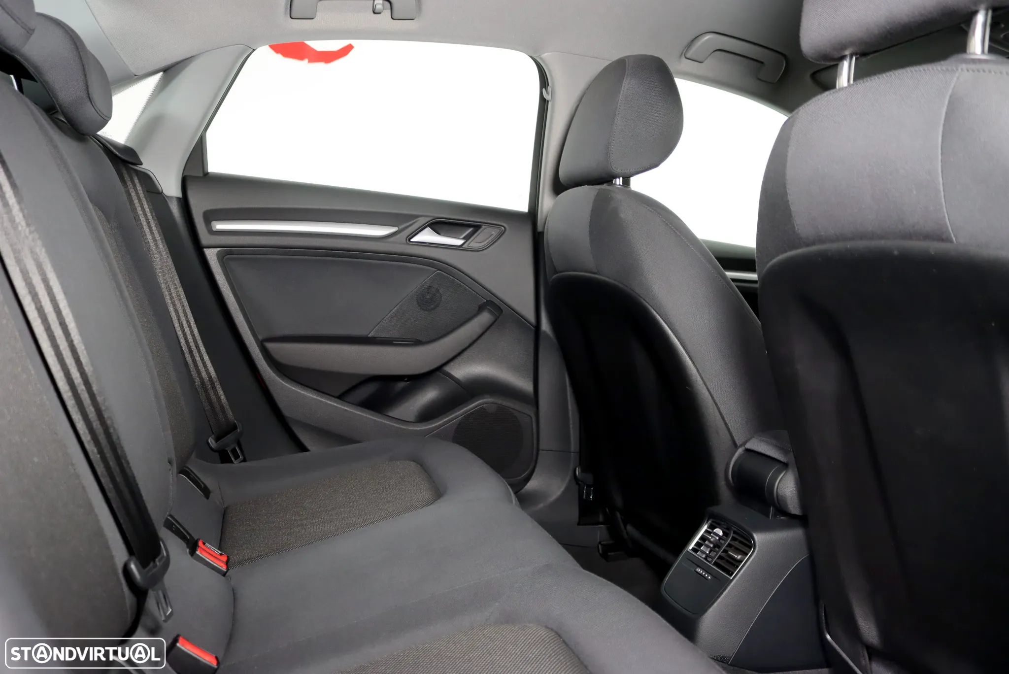 Audi A3 Limousine 30 TDI - 26