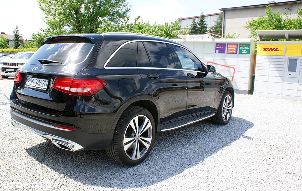 Mercedes-Benz GLC 250 d 4Matic 9G-TRONIC Exclusive - 3