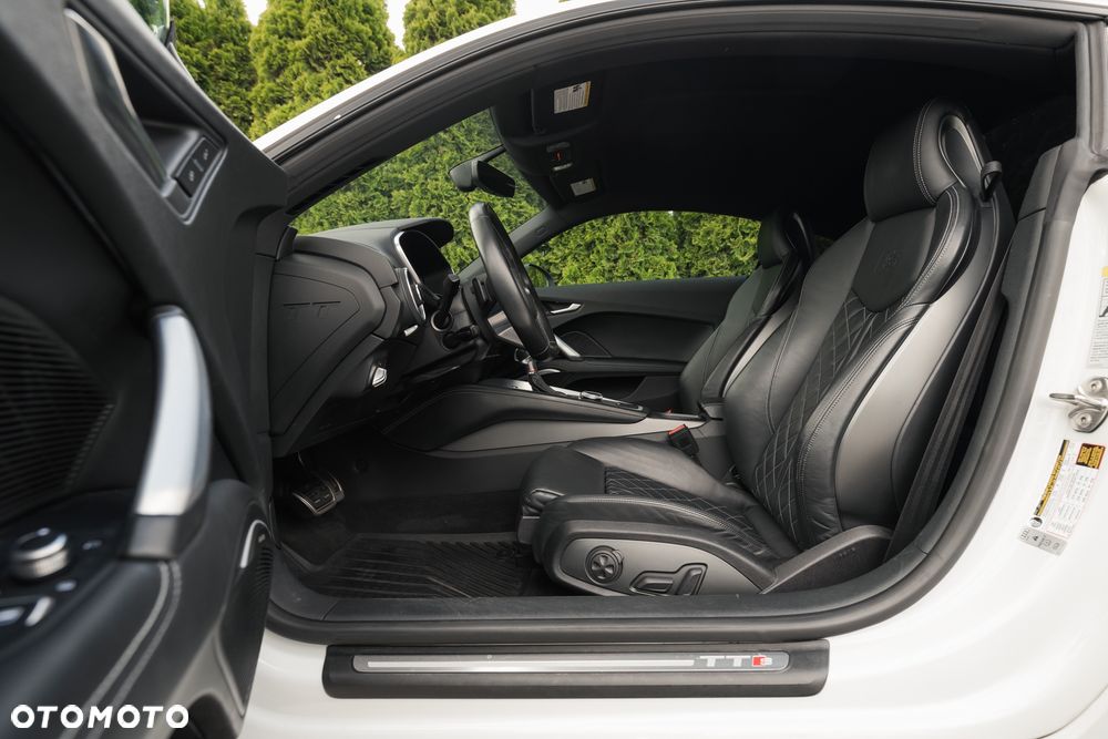 Audi TT S Coupé 2.0 TFSI Quattro tronic - 13