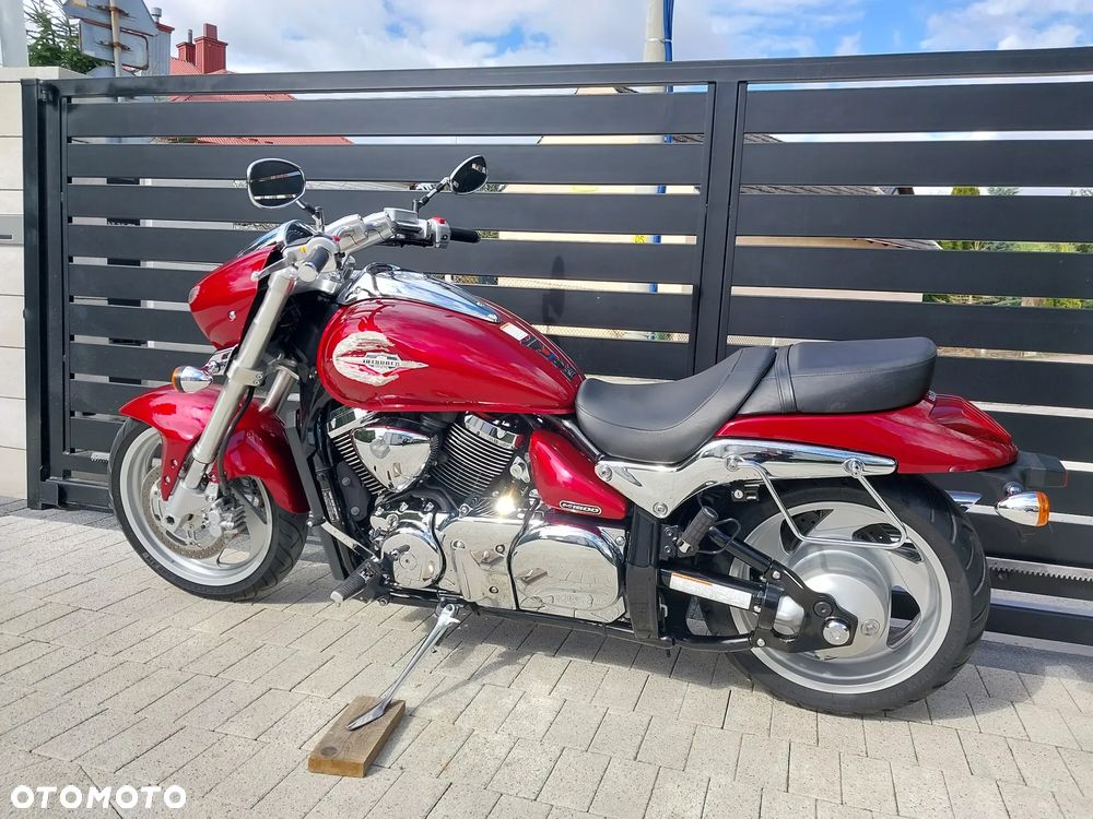 Suzuki Intruder - 6