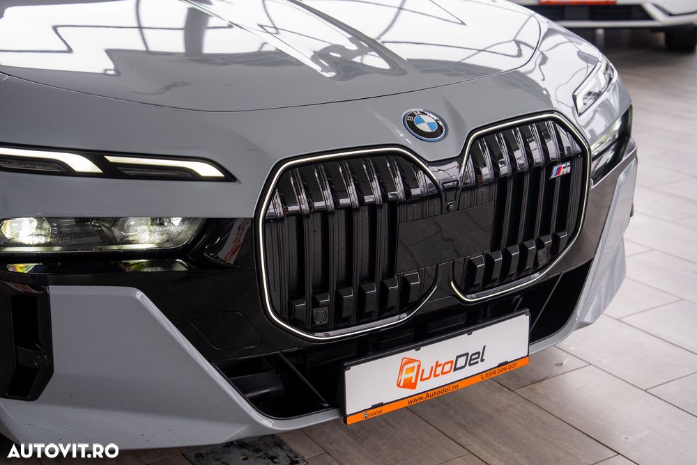 BMW M7 M760e xDrive - 10