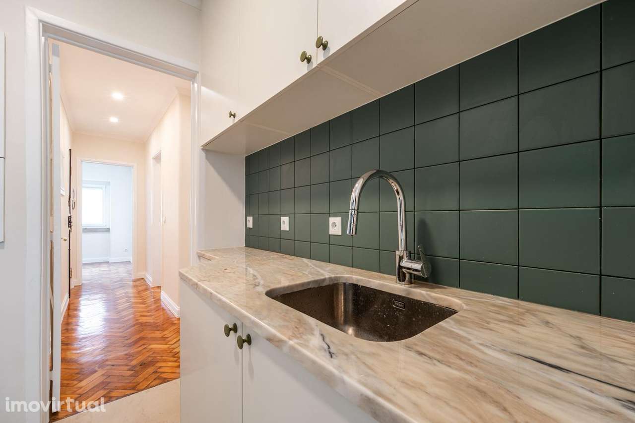 Apartamento T2 com cozinha equipada em Lisboa - Grande imagem: 5/27