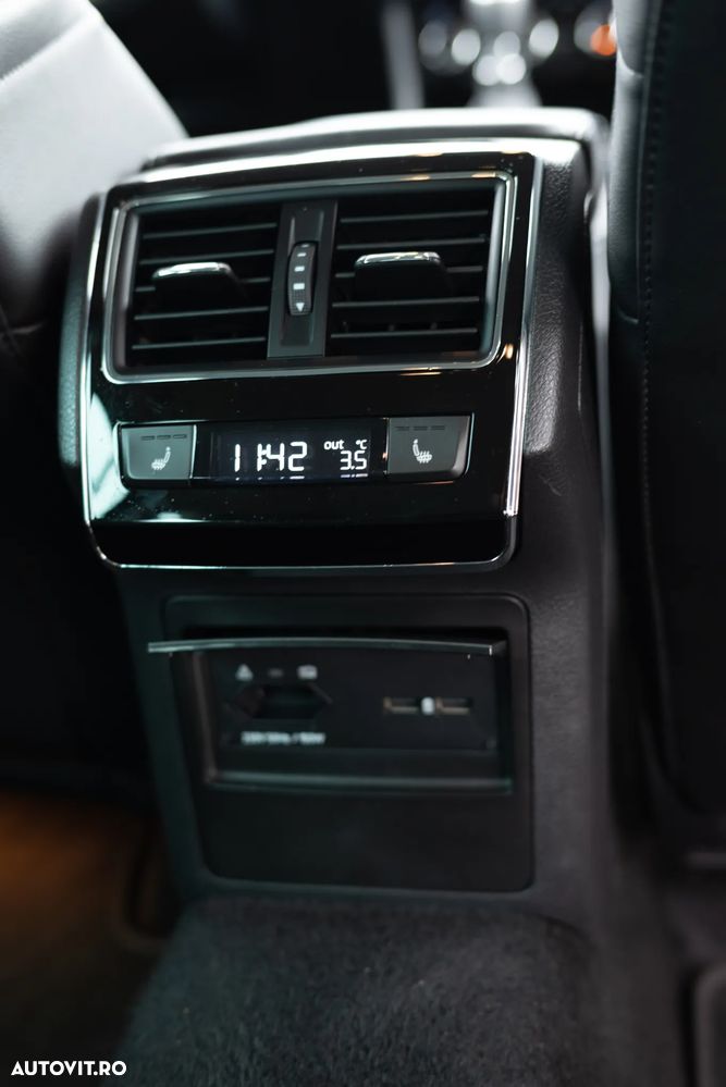 Skoda Superb Combi 1.6 TDI DSG Style - 17