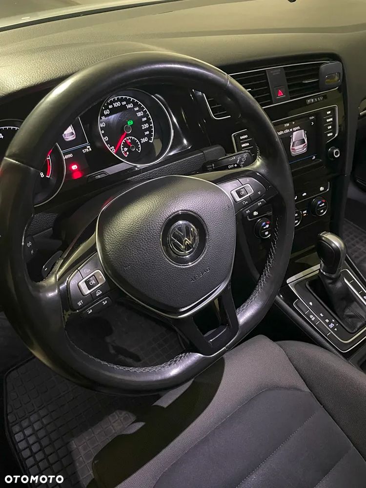 Volkswagen Golf VII 1.4 TSI BMT Highline DSG - 9