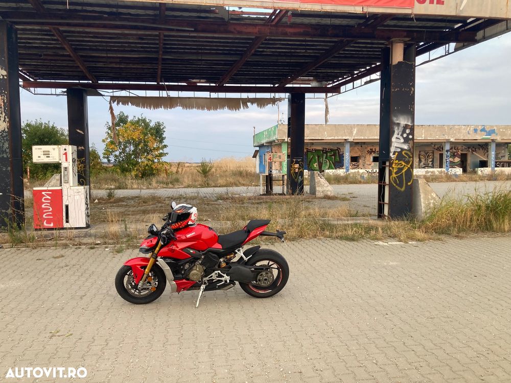 Ducati Streetfighter V4 S - 4