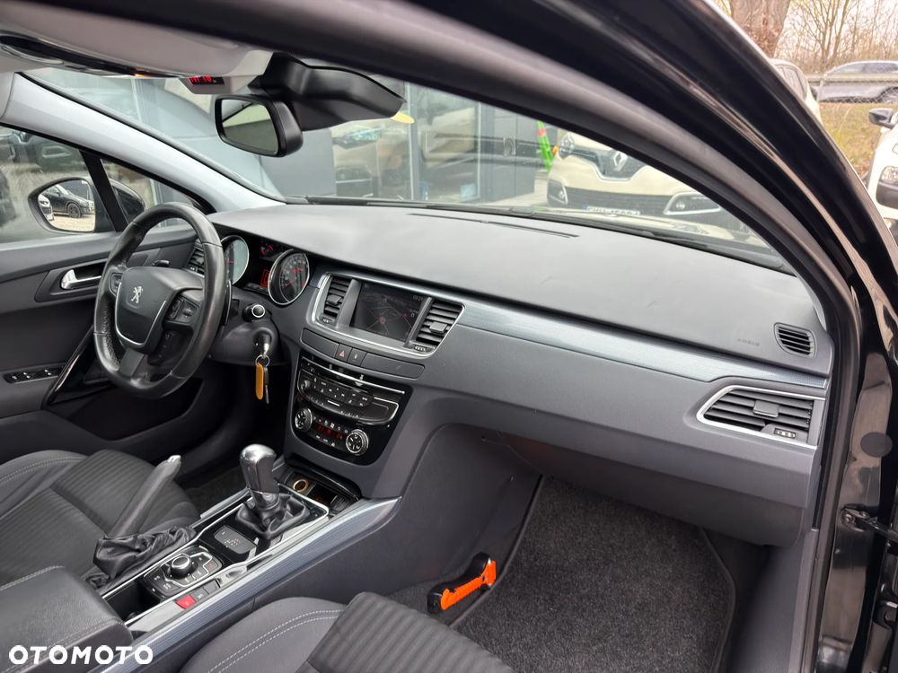 Peugeot 508 1.6 e-HDi Access S&S - 27