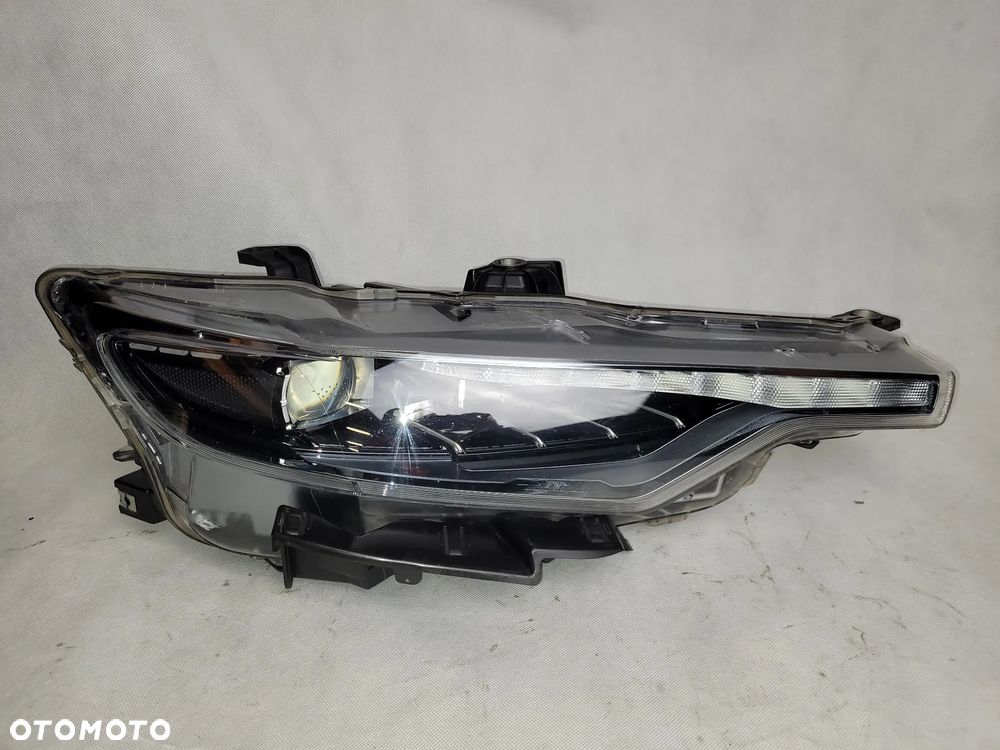 MASERATI LEVANTE  - LAMPA LAMPY PRZEDNIE PRZÓD - 5