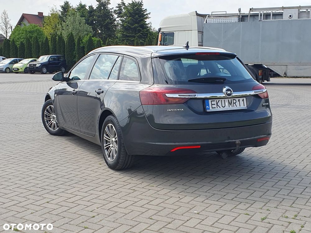 Opel Insignia - 10