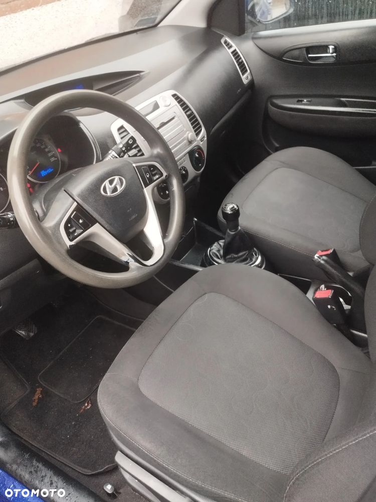 Hyundai i20 - 15