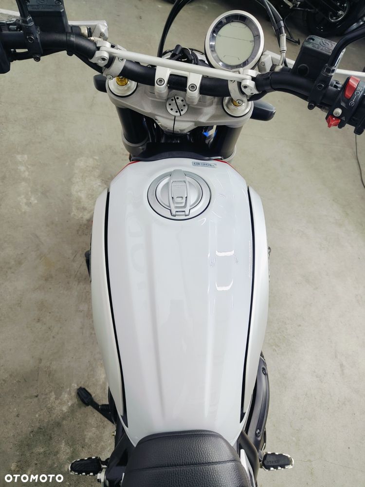 Ducati Scrambler - 16
