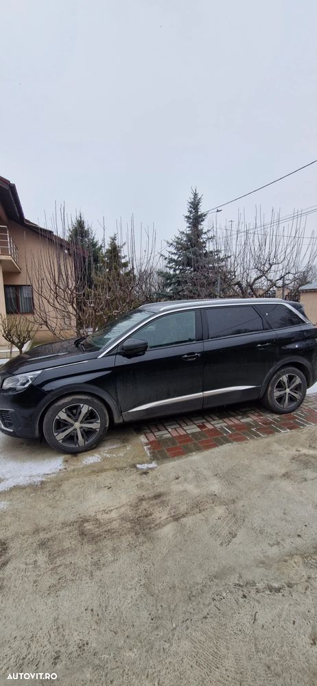 Peugeot 5008 PureTech 130 EAT6 Allure - 8