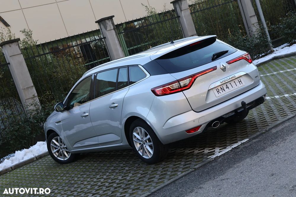 Renault Megane ENERGY dCi 110 Start & Stop Bose Edition - 6