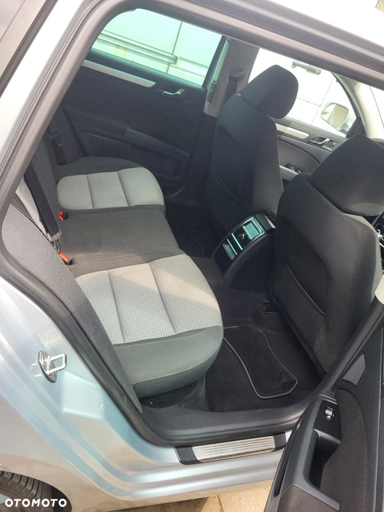 Skoda Superb 2.0 TDI DSG Exclusive - 12