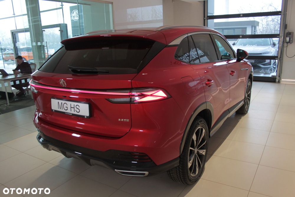 MG HS Hybrid+ - 16