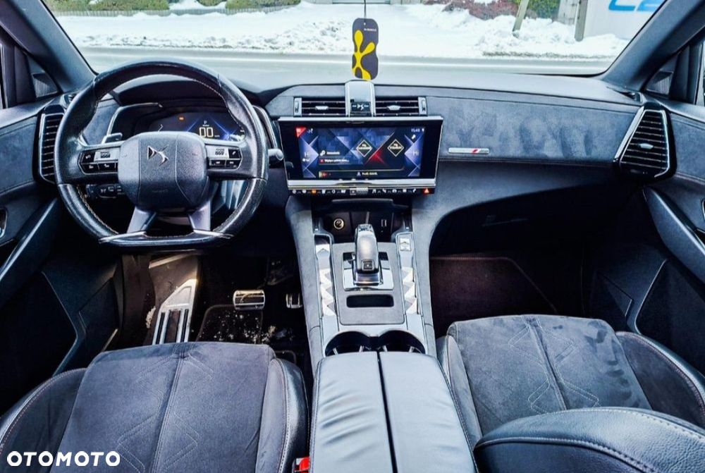 DS Automobiles DS 7 Crossback - 11