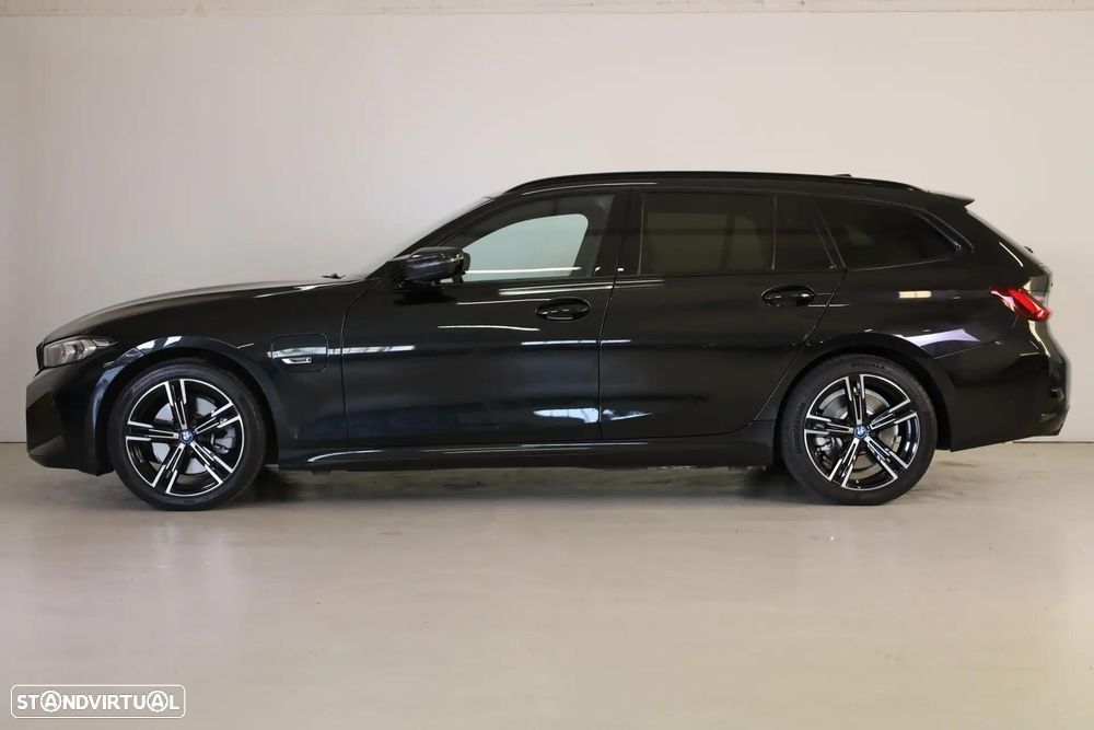 BMW 330 e Pack Desportivo M Auto - 5