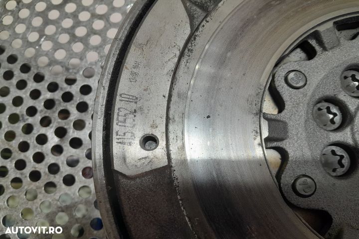 Kit ambreiaj 323078710 / 4150552 323078710 / 4150552 BMW Seria 1 E81/ - 3