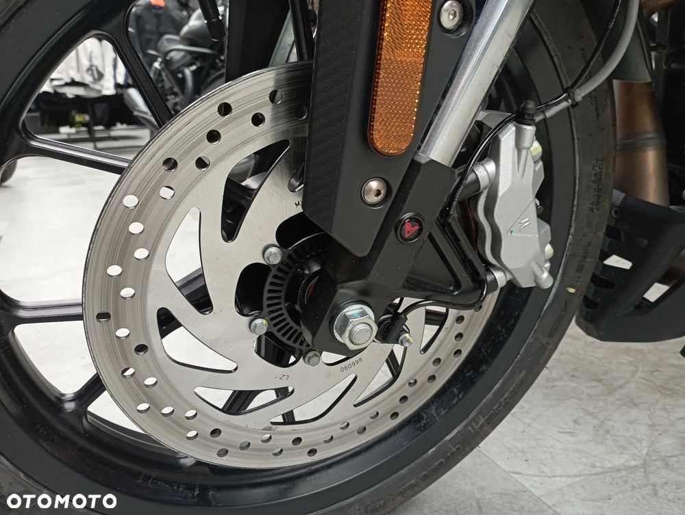 Aprilia Tuono - 18