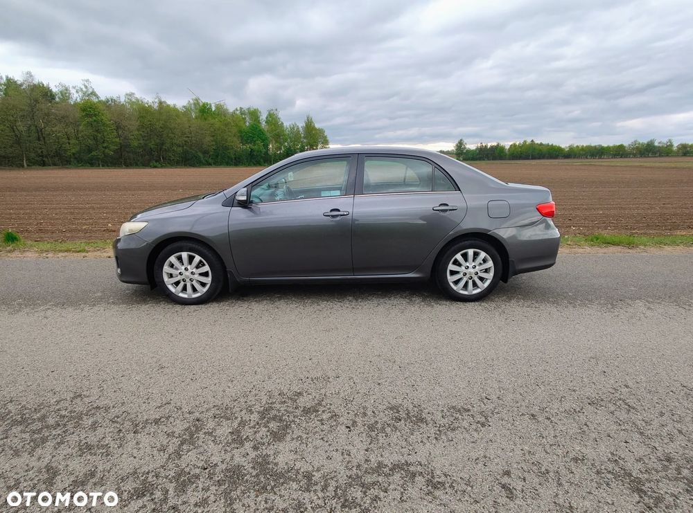 Toyota Corolla 1.6 Premium - 4