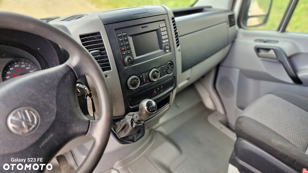 Volkswagen Crafter - 11