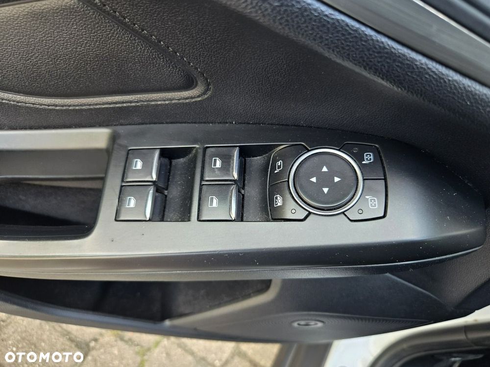Ford Focus 1.5 EcoBlue Start-Stopp-System ST-LINE - 16