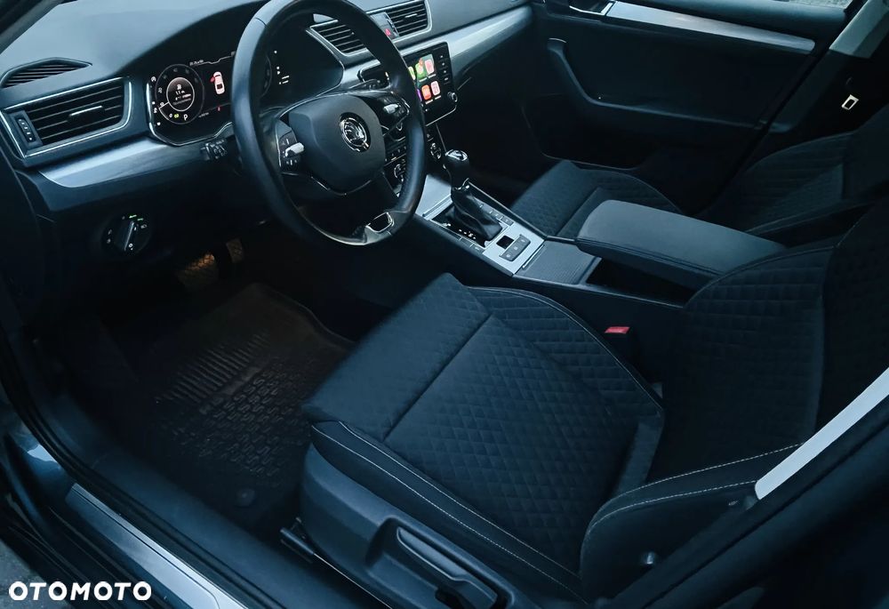 Skoda Superb 1.5 TSI Ambition DSG - 25