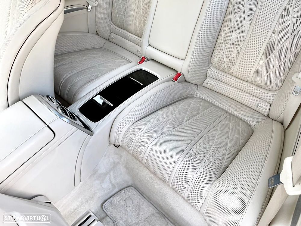 Mercedes-Benz S 63 AMG 4Matic Speedshift 7G-MCT - 32