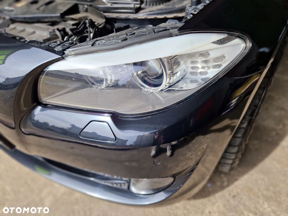 BMW Seria 5 535i xDrive - 7