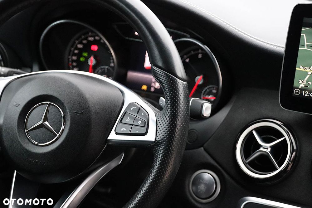 Mercedes-Benz GLA 250 7G-DCT Edition 1 - 33