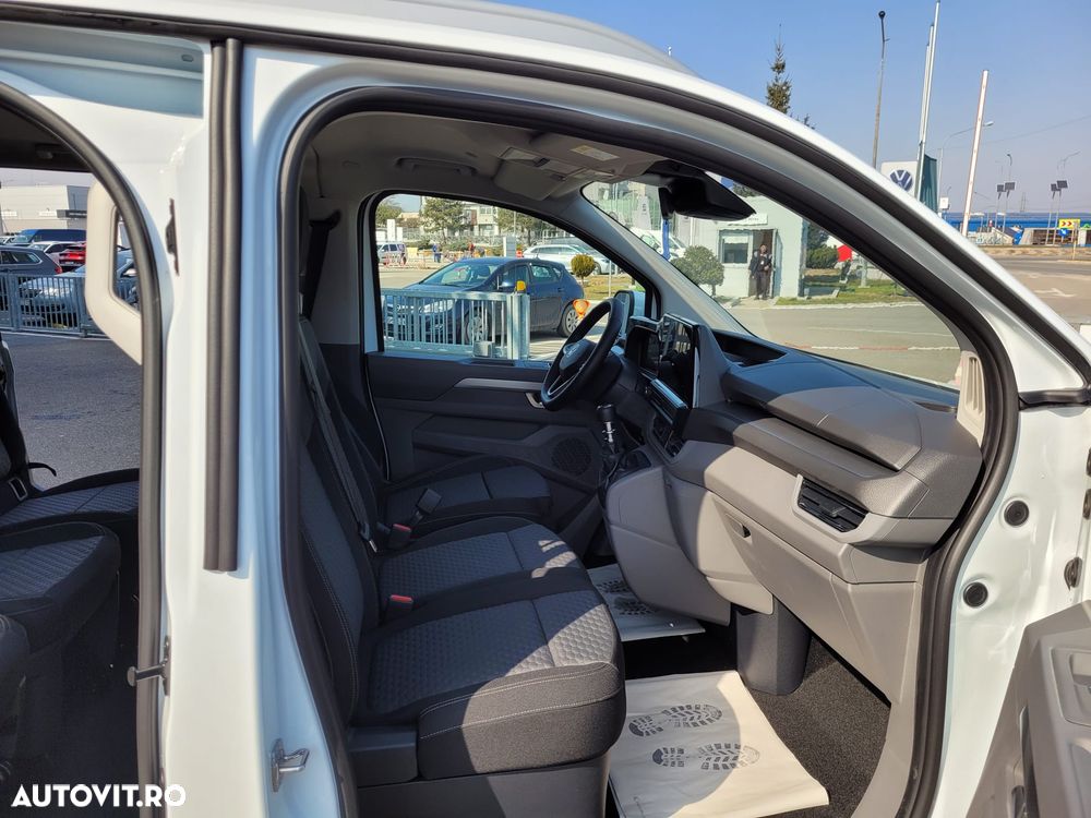 Volkswagen Caravelle - 17