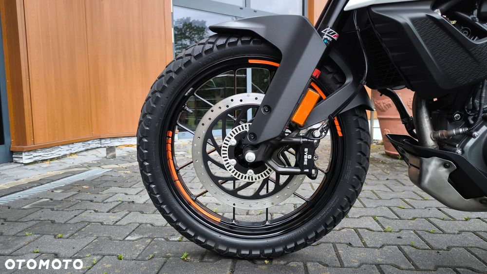 KTM Adventure - 27
