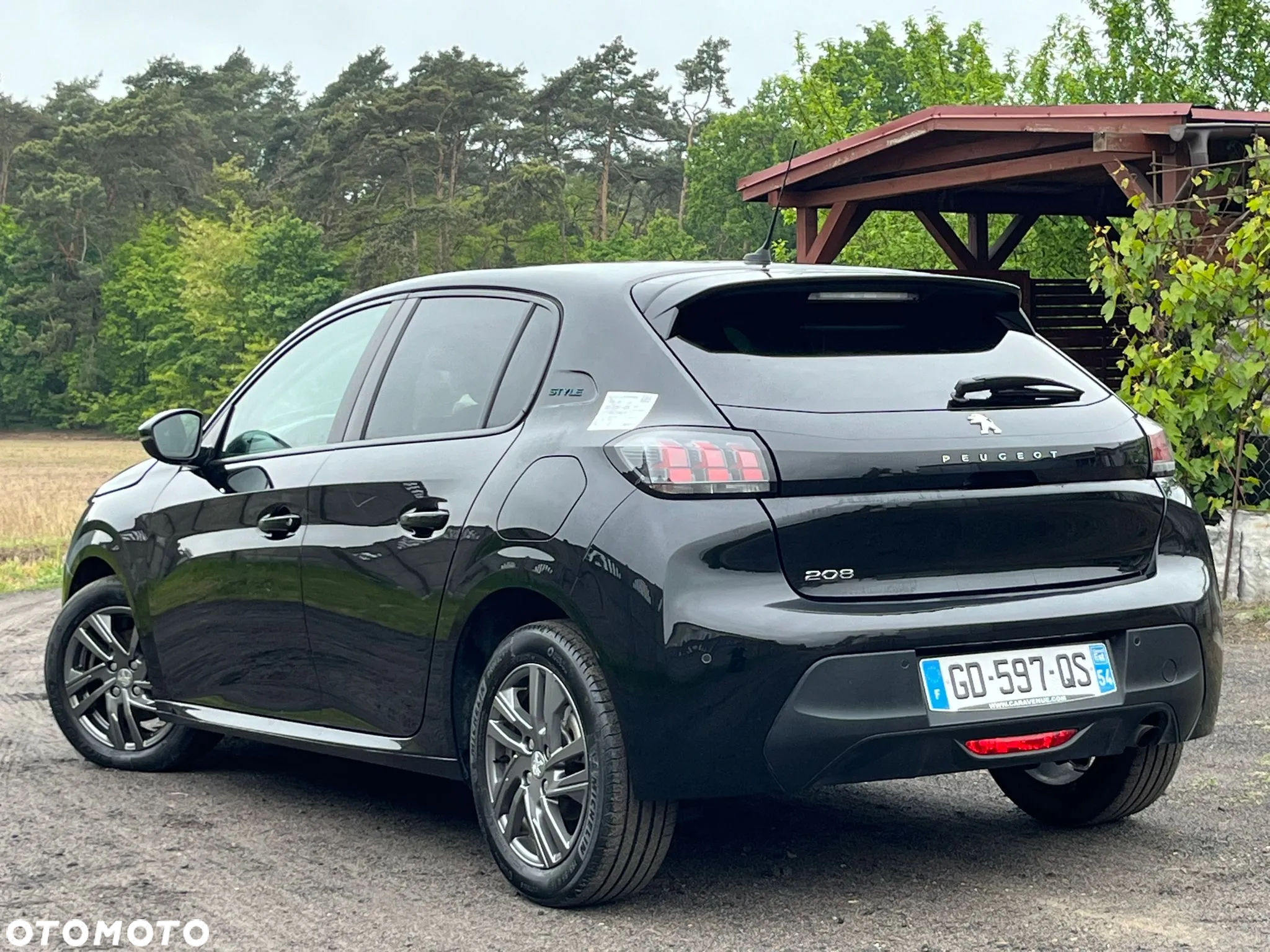 Peugeot 208 - 3